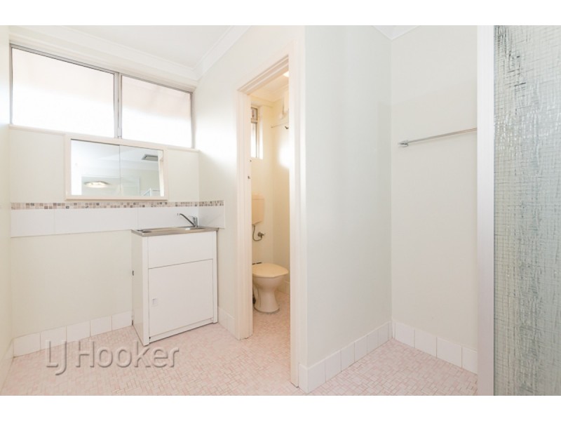 1/3 Read Street, Rockingham WA 6168