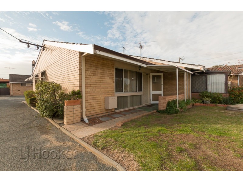 1/3 Read Street, Rockingham WA 6168