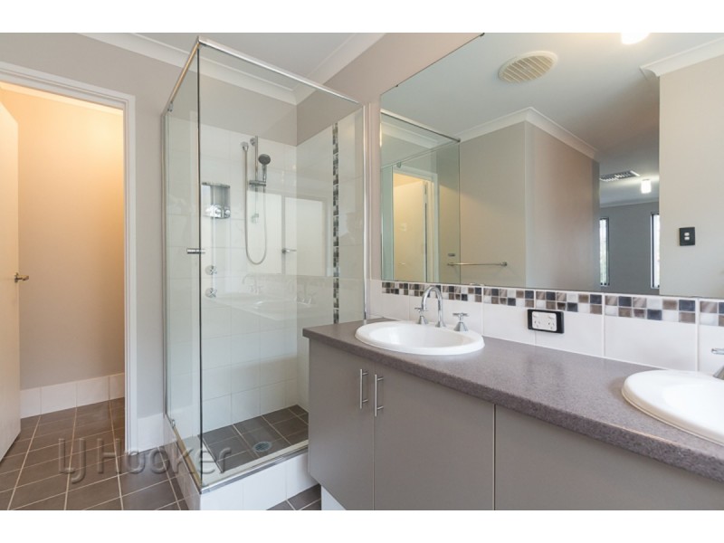 33 Monument Boulevard, Baldivis WA 6171