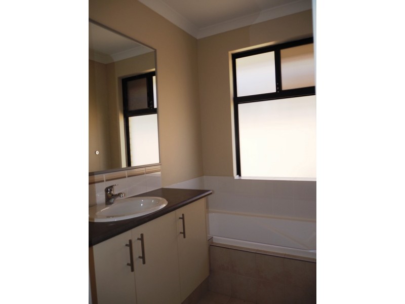 42 Baroness Road, Baldivis WA 6171