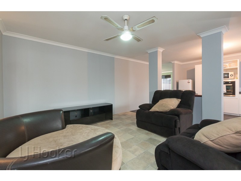 16 Mayflower Close, Port Kennedy WA 6172