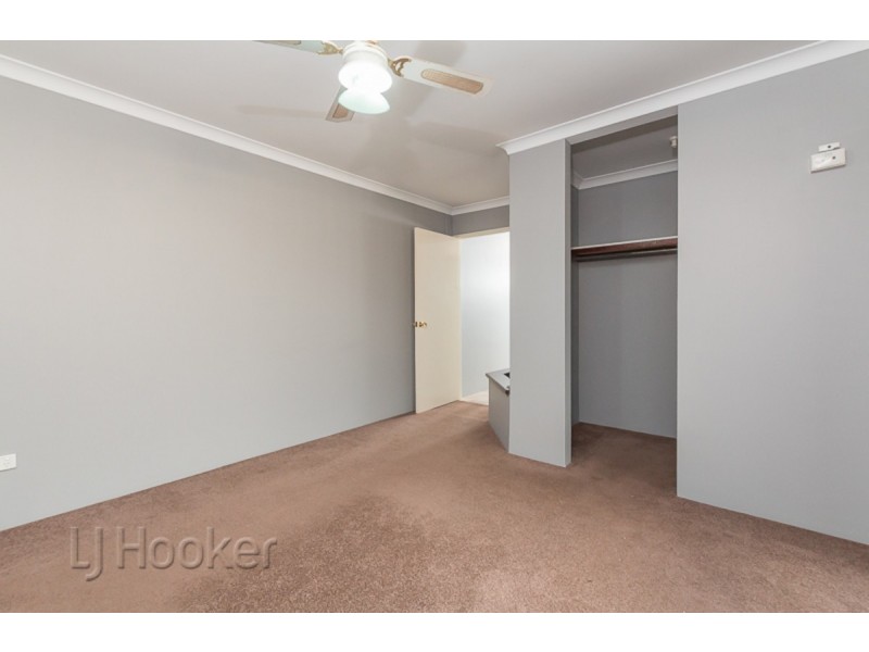 16 Mayflower Close, Port Kennedy WA 6172