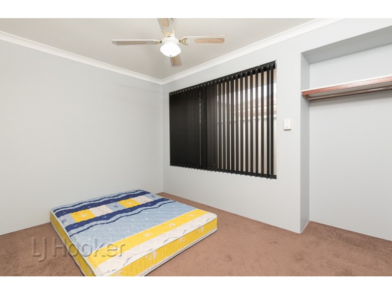 16 Mayflower Close, Port Kennedy WA 6172