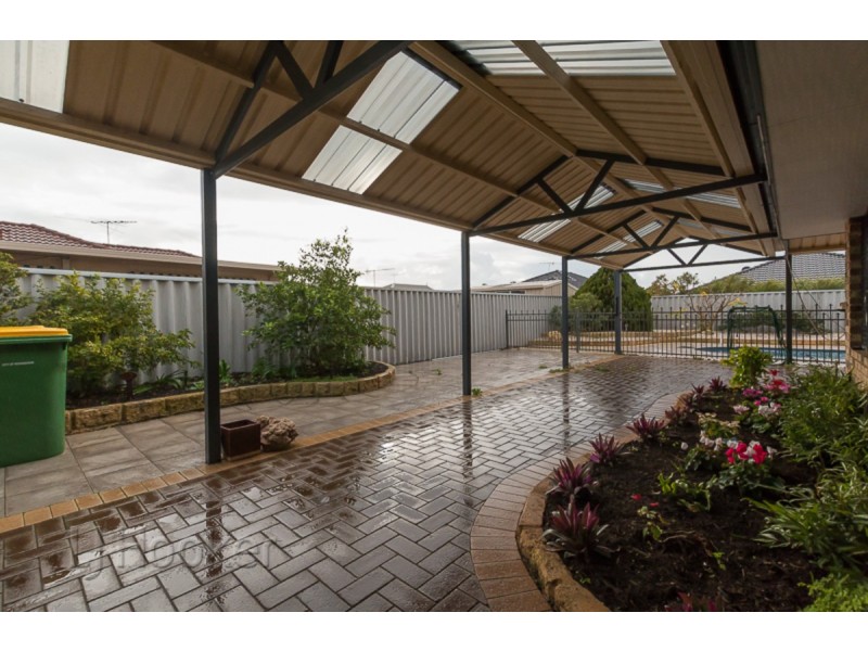 16 Mayflower Close, Port Kennedy WA 6172