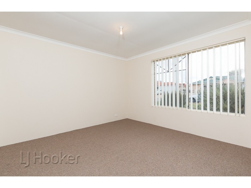 77 Parkland Drive, Warnbro WA 6169