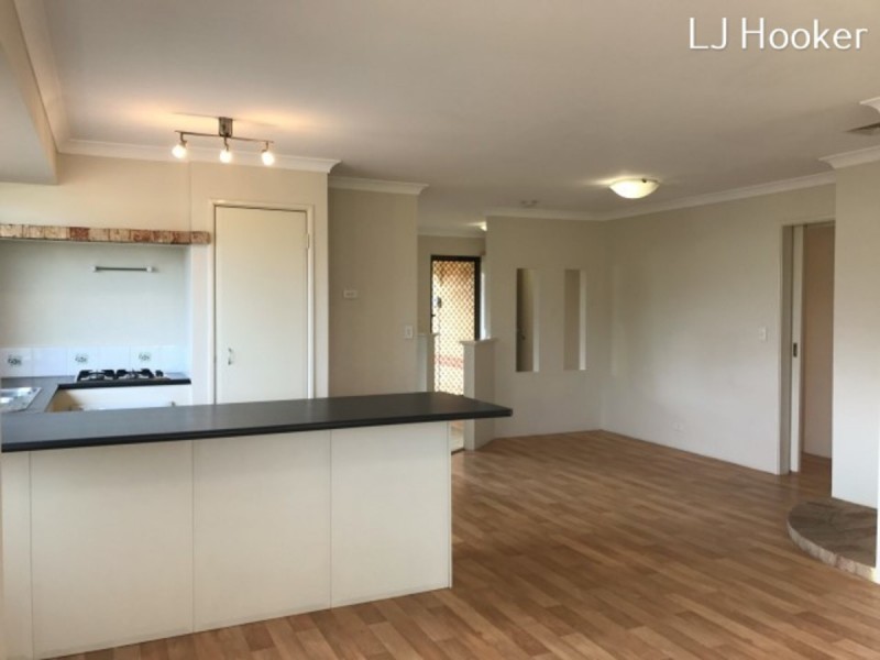 18 Castlerock Avenue, Waikiki WA 6169