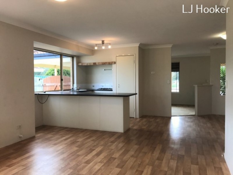 18 Castlerock Avenue, Waikiki WA 6169