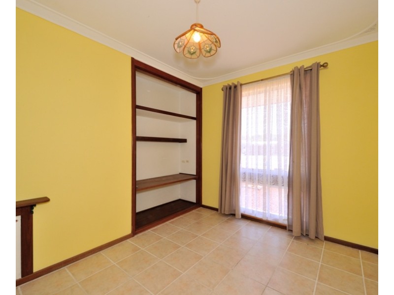 99 Unnaro Street, Hillman WA 6168