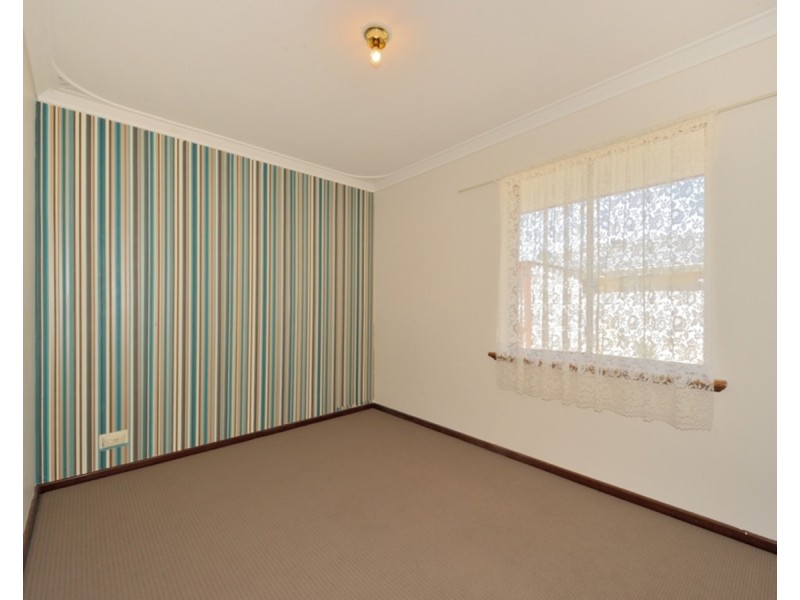 99 Unnaro Street, Hillman WA 6168
