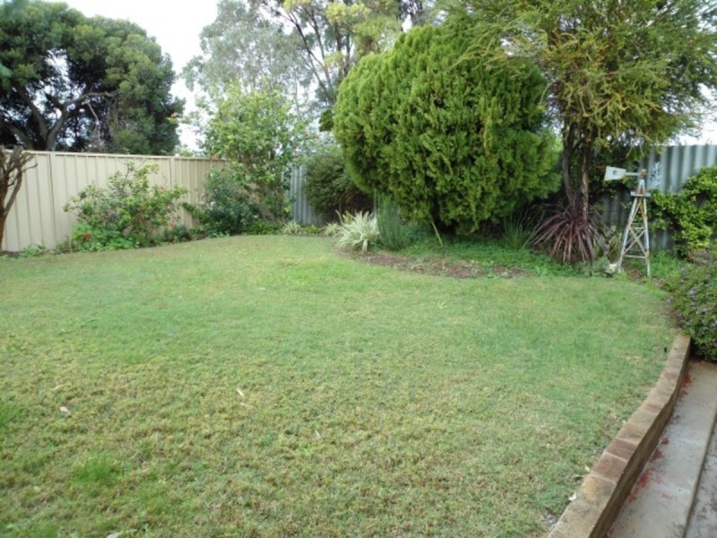54 Haselmere Circus, Rockingham WA 6168