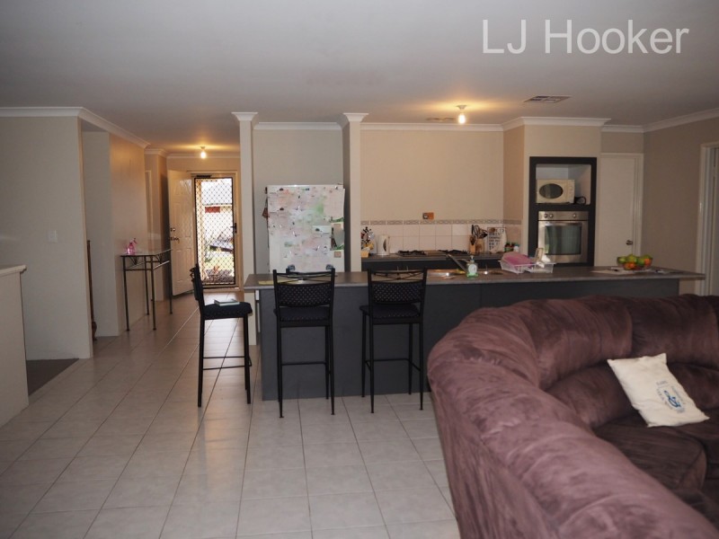 7 Plymouth Way, Waikiki WA 6169