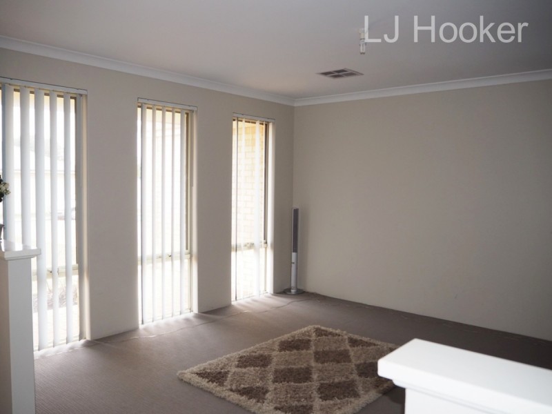 7 Plymouth Way, Waikiki WA 6169