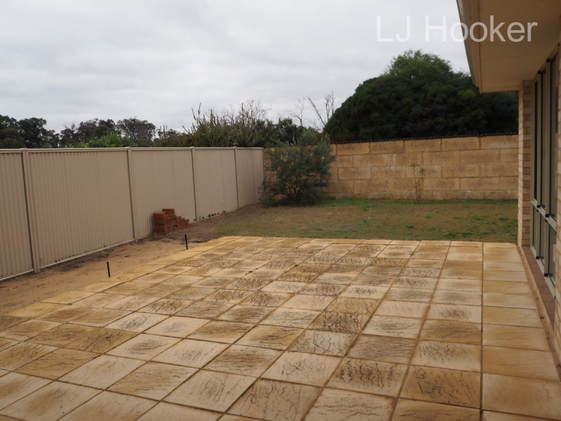 7 Plymouth Way, Waikiki WA 6169