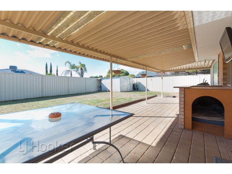 9 Caliso Court, Warnbro WA 6169