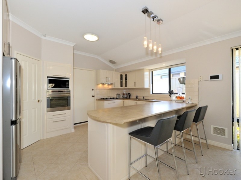 14 Hoskin Way, Baldivis WA 6171