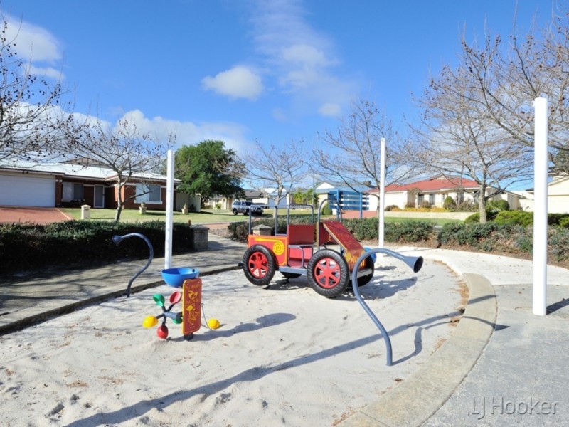 14 Hoskin Way, Baldivis WA 6171