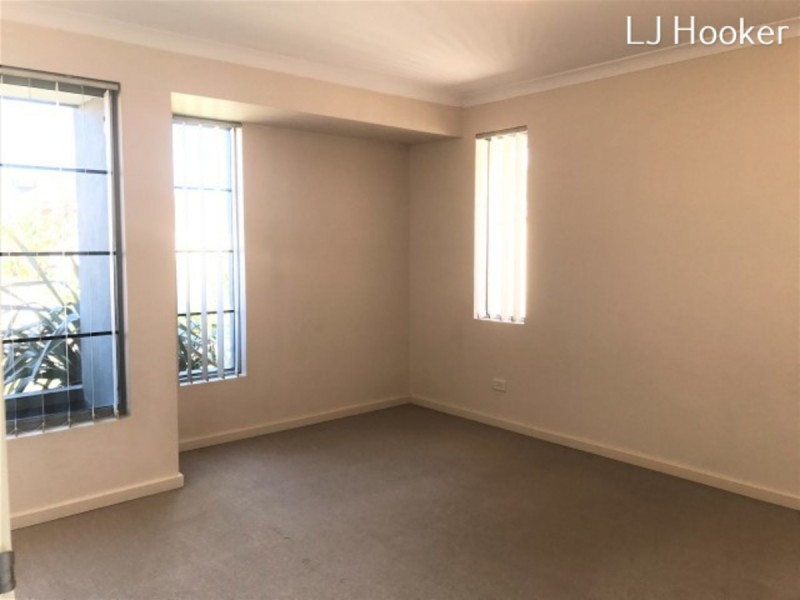 42 Kumarina Drive, Secret Harbour WA 6173