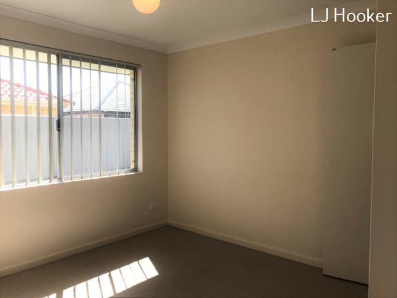 42 Kumarina Drive, Secret Harbour WA 6173