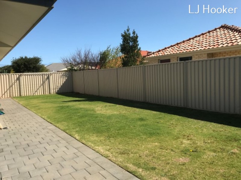 42 Kumarina Drive, Secret Harbour WA 6173