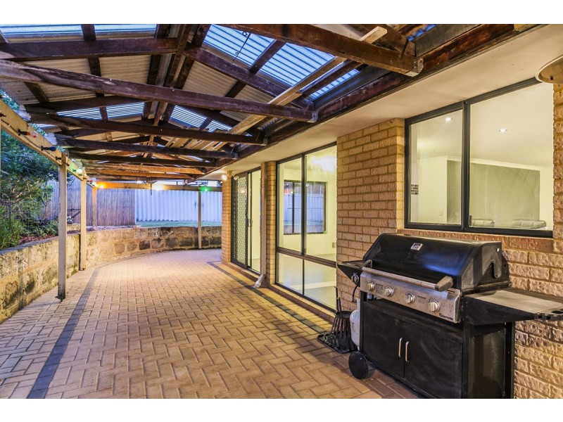 13 Armistice Way, Warnbro WA 6169