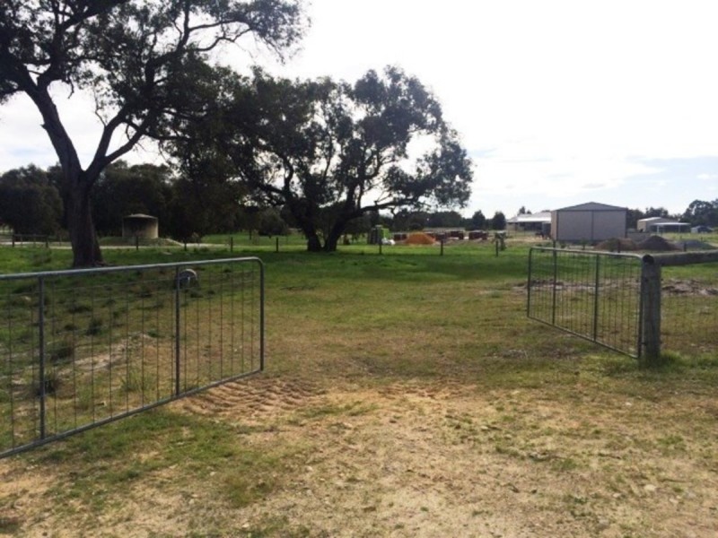 328 Doghill Road, Baldivis WA 6171