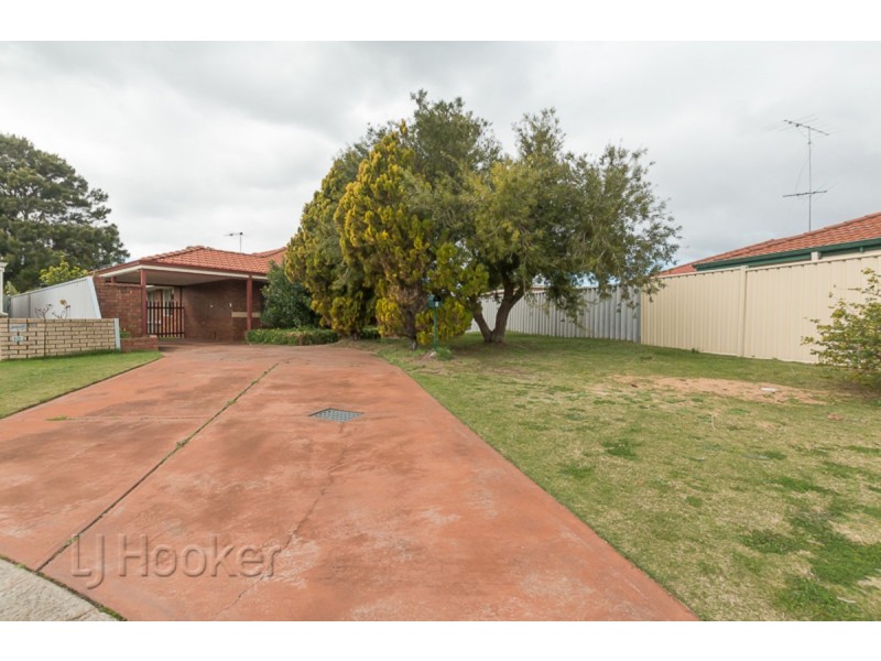 8 Stirling Close, Port Kennedy WA 6172