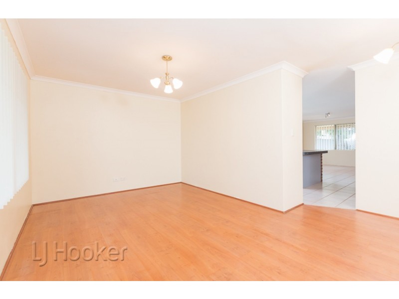 8 Stirling Close, Port Kennedy WA 6172
