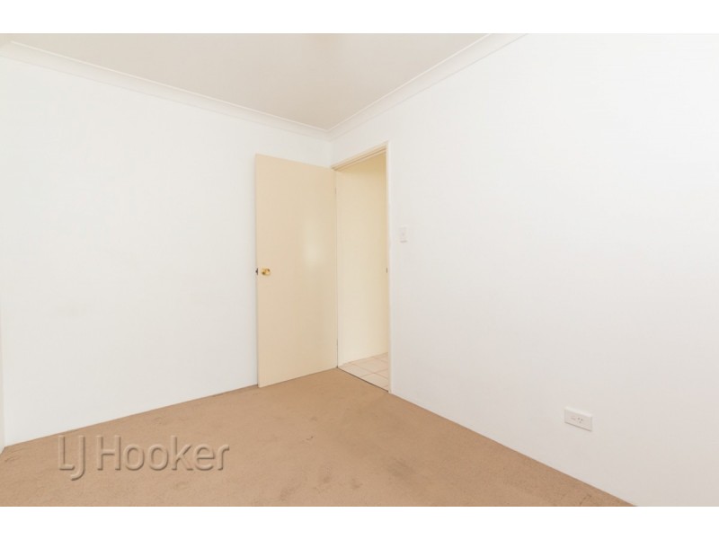 8 Stirling Close, Port Kennedy WA 6172