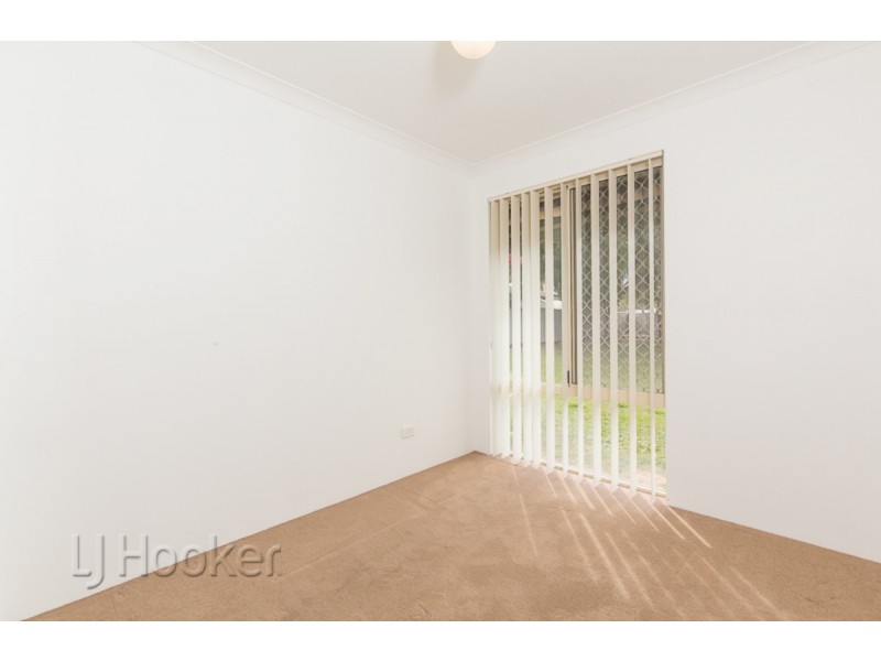 8 Stirling Close, Port Kennedy WA 6172