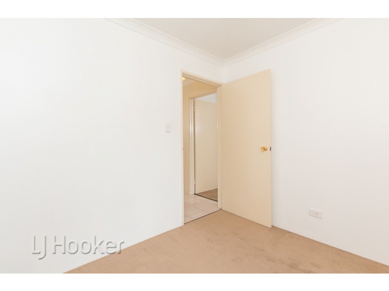 8 Stirling Close, Port Kennedy WA 6172