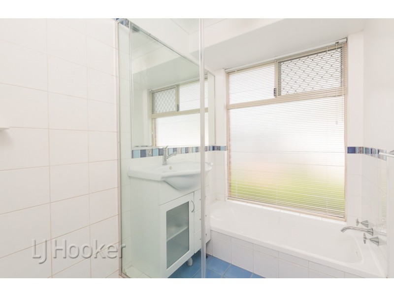 8 Stirling Close, Port Kennedy WA 6172
