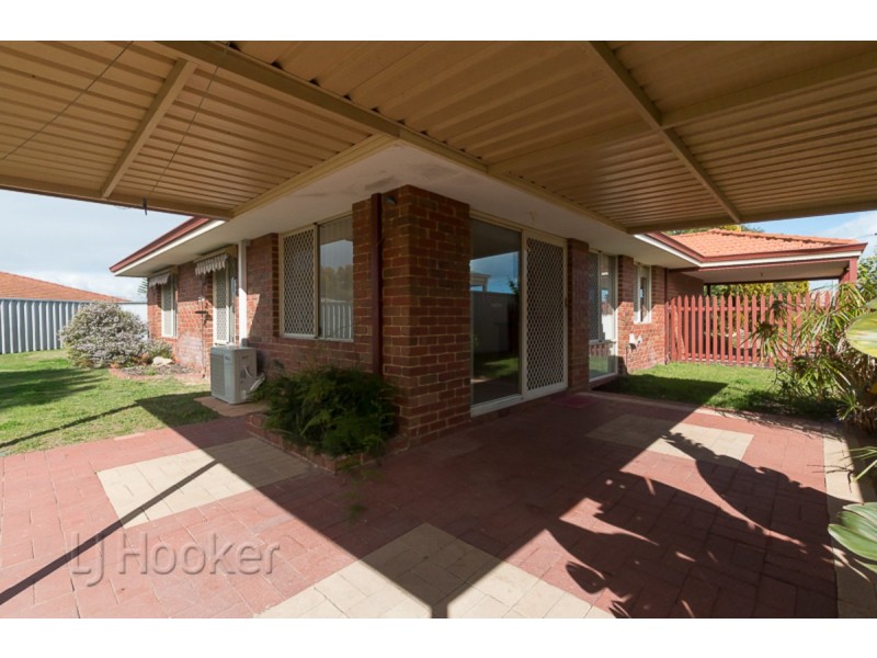 8 Stirling Close, Port Kennedy WA 6172