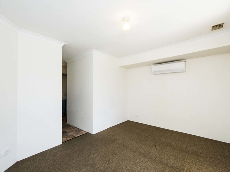 14 McLean Street, Rockingham WA 6168