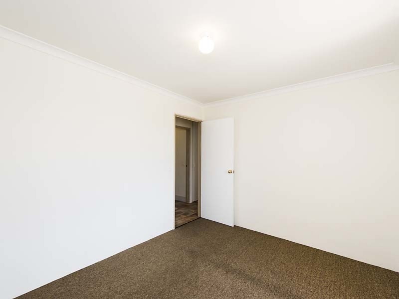 14 McLean Street, Rockingham WA 6168