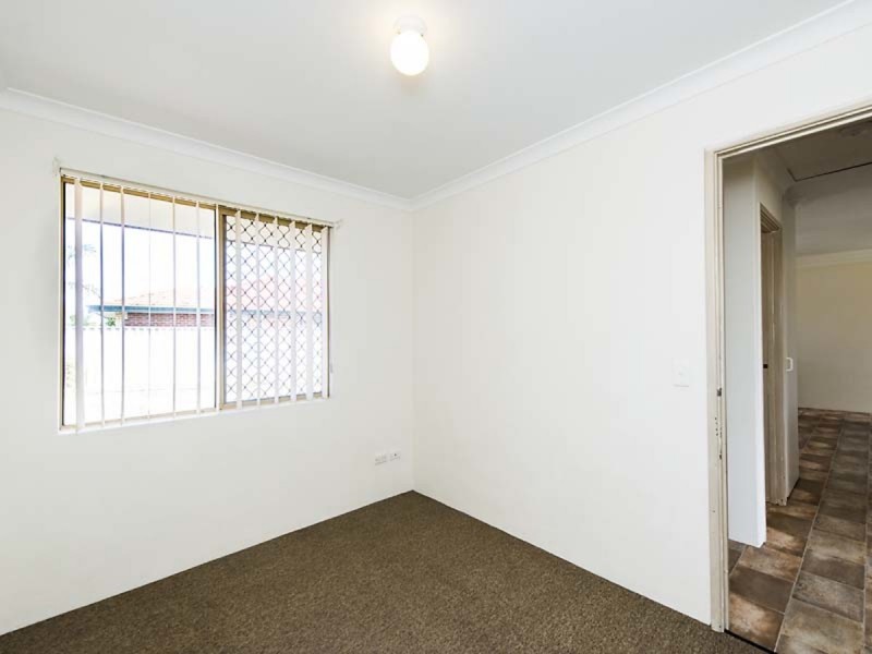 14 McLean Street, Rockingham WA 6168