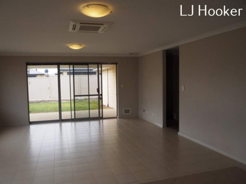 12 Jims Crescent, Secret Harbour WA 6173