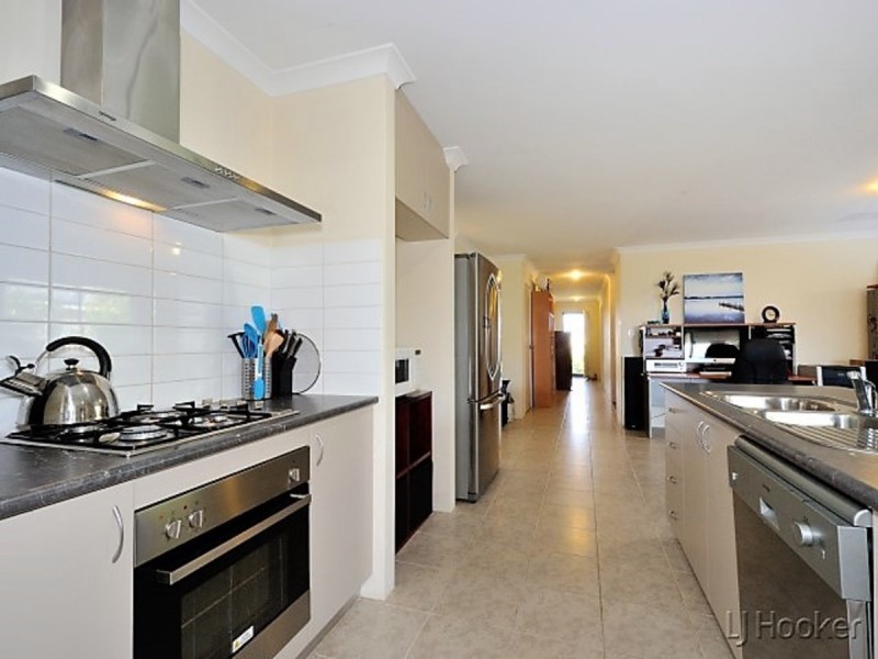 17 Mariposa Boulevard, Secret Harbour WA 6173