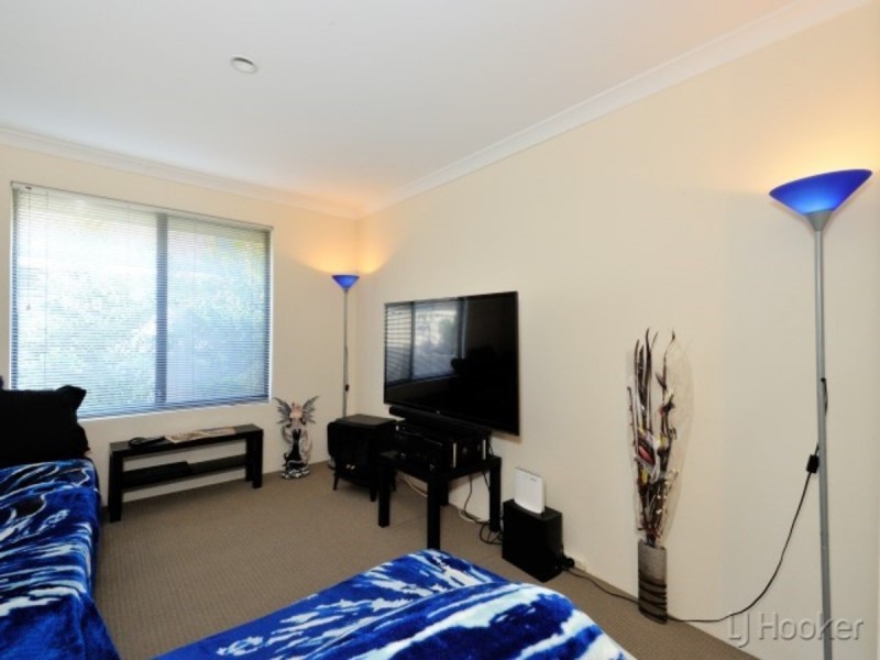 17 Mariposa Boulevard, Secret Harbour WA 6173