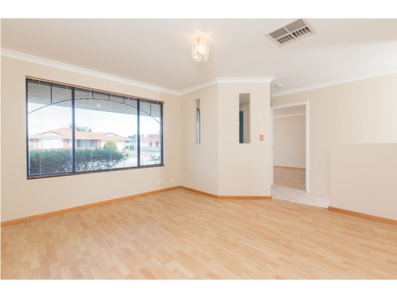 4 Glenelg Close, Warnbro WA 6169