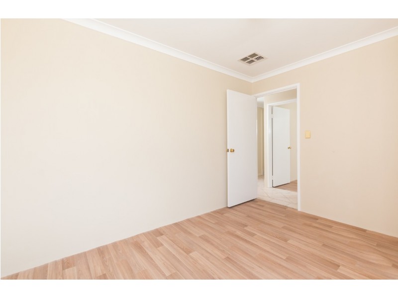 4 Glenelg Close, Warnbro WA 6169