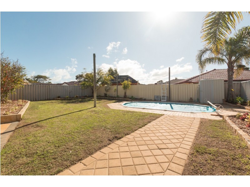 4 Glenelg Close, Warnbro WA 6169