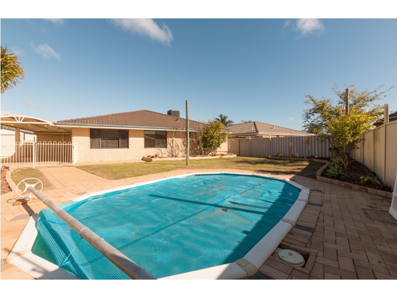 4 Glenelg Close, Warnbro WA 6169