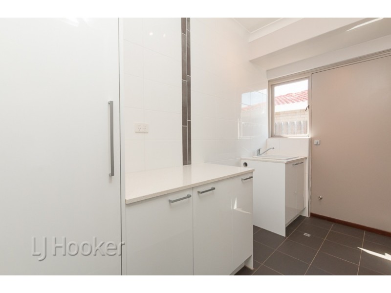 114 Simpson Avenue, Rockingham WA 6168