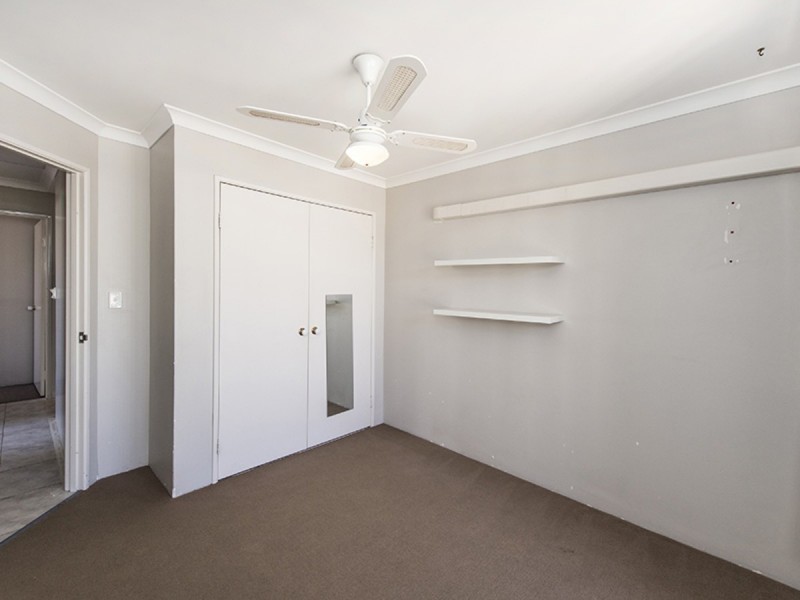 4 Raven Lane, Warnbro WA 6169