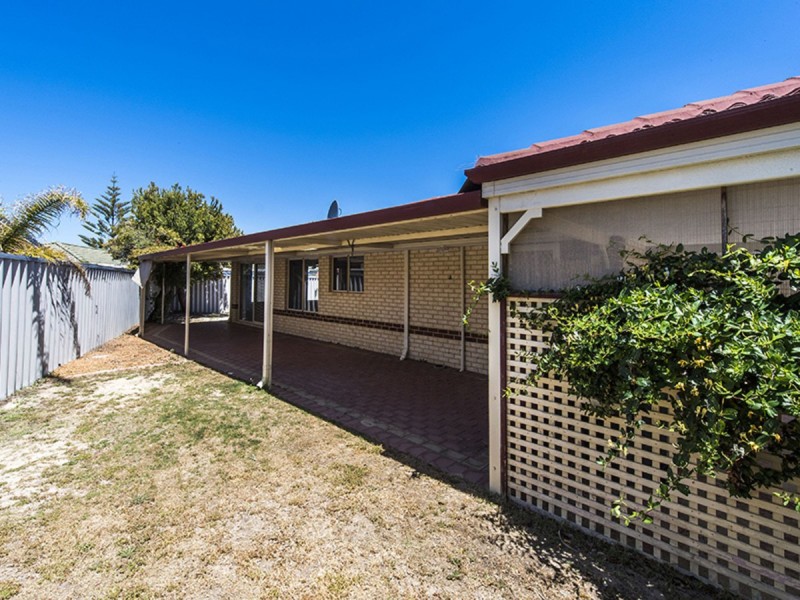 4 Raven Lane, Warnbro WA 6169