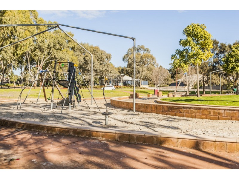 22 Rivergums Boulevard, Baldivis WA 6171