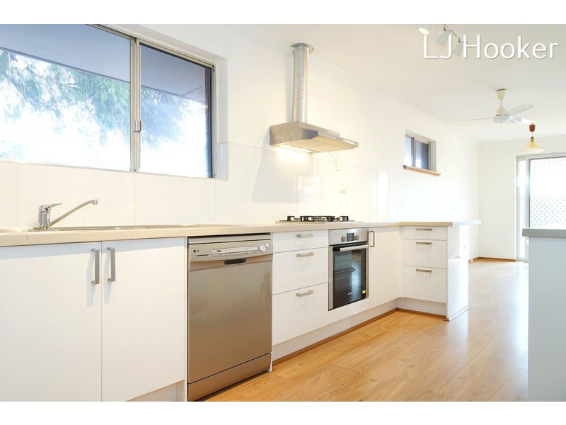 17 Jesmond Street, Safety Bay WA 6169