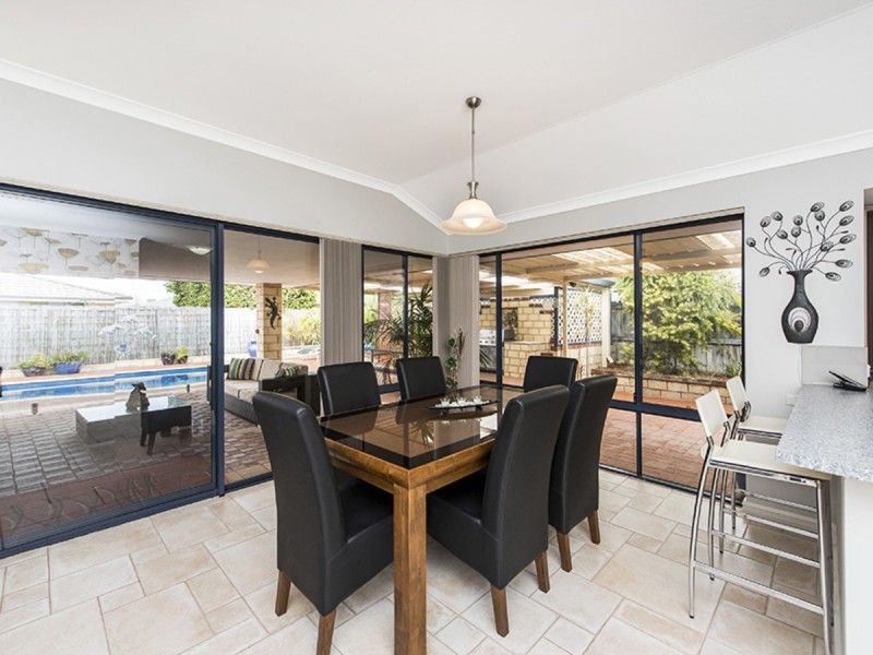 12 Boyle Avenue, Rockingham WA 6168