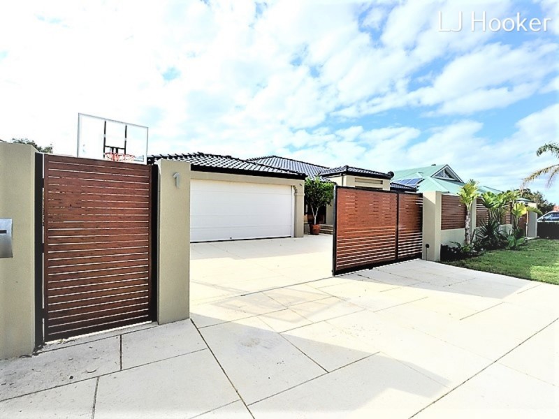 1 Rochefort Retreat, Port Kennedy WA 6172