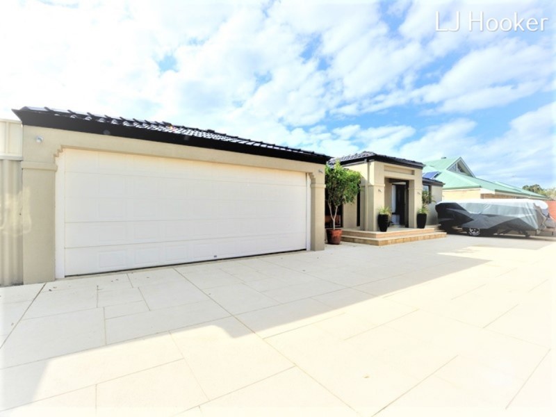 1 Rochefort Retreat, Port Kennedy WA 6172